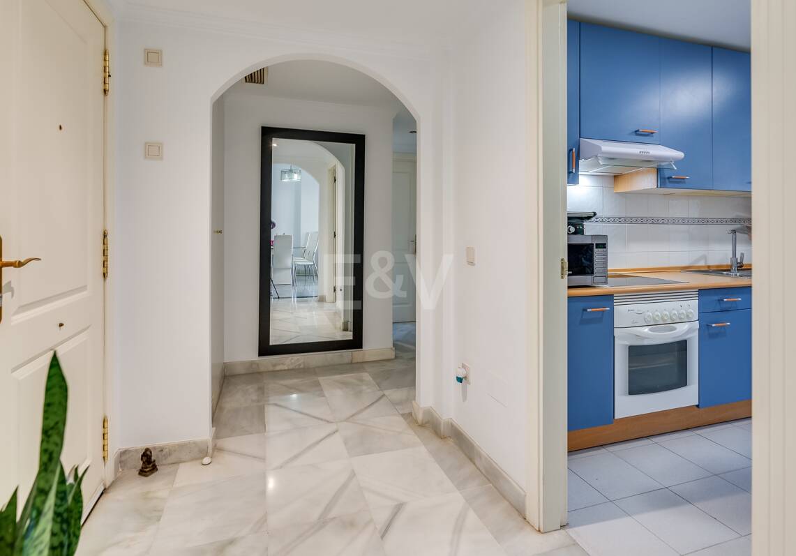 Trendy two-bed apartment in the Golden Mile, Marbella, Available for The Summer Months June till October Gated community, Walking Distance to the Beach