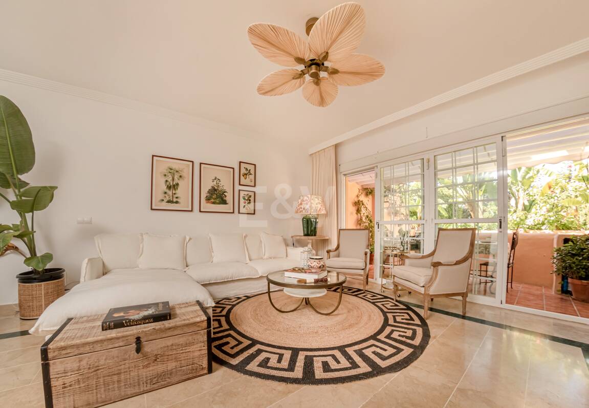 Nieruchomości wyjątkowe w Marbella dostępne na wynajem krótkoterminowy od 6000 €/ tydzień.