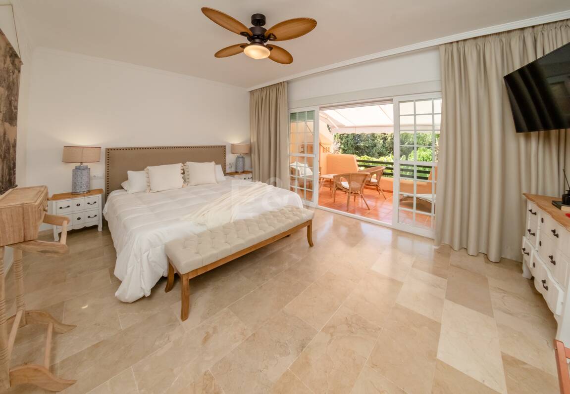 Nieruchomości wyjątkowe w Marbella dostępne na wynajem krótkoterminowy od 6000 €/ tydzień.