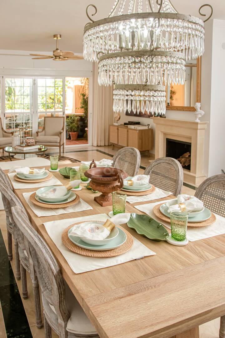 Nieruchomości wyjątkowe w Marbella dostępne na wynajem krótkoterminowy od 6000 €/ tydzień.