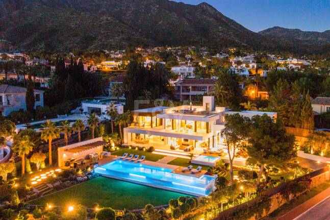 Widowiskowa willa z panoramicznymi widokami w Sierra Blanca