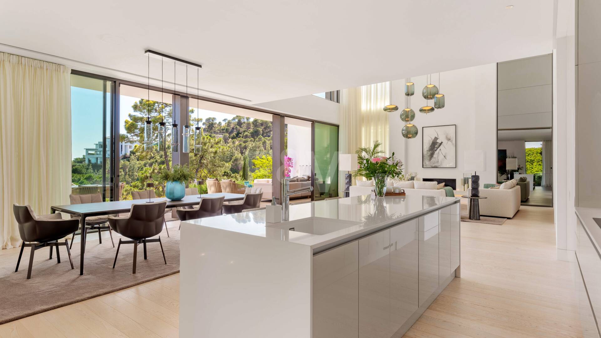 Modern lyxvilla i Alcuzcuz-Benahavis med panoramautsikt