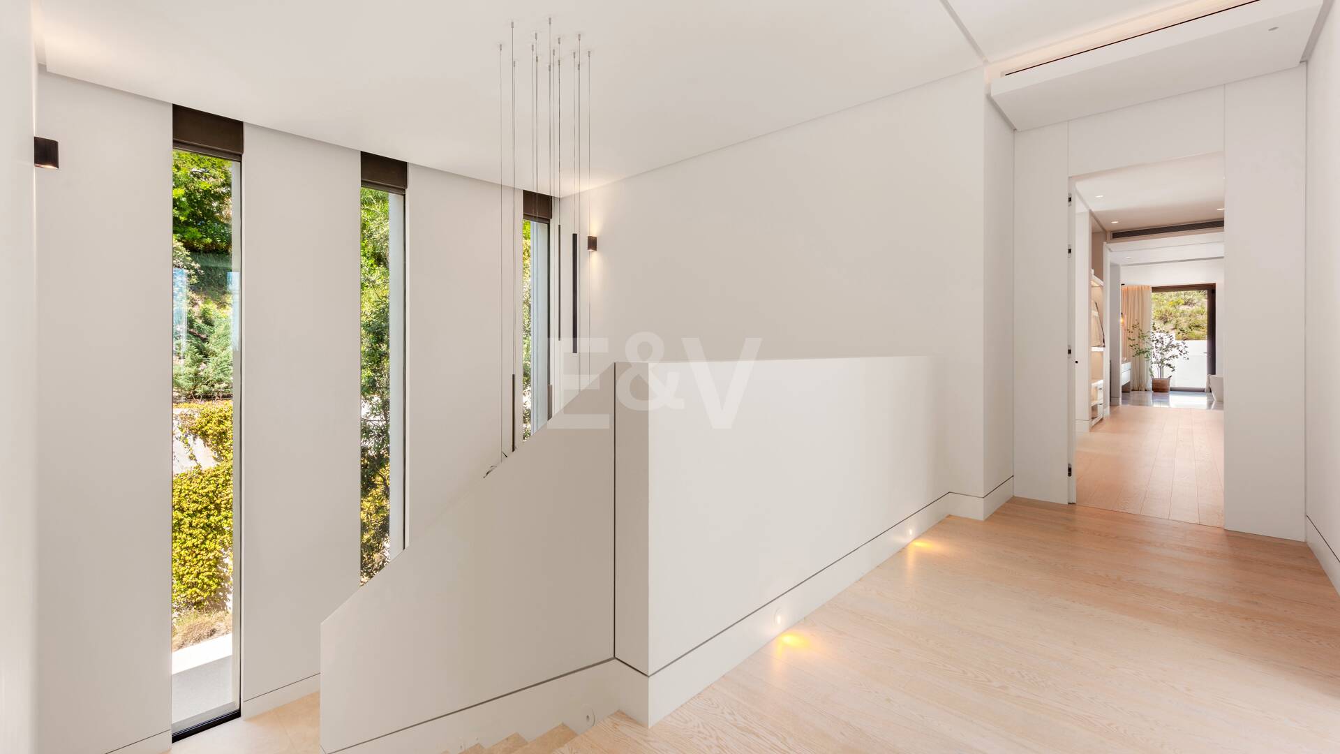 Modern lyxvilla i Alcuzcuz-Benahavis med panoramautsikt