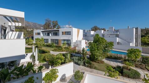 Moderna Villa Pareada Nueva a Minutos de Puerto Banús