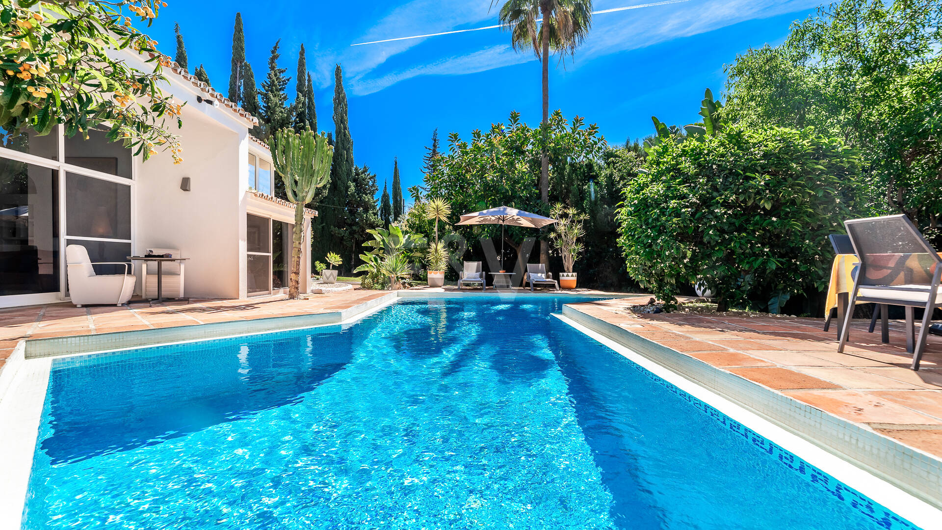 Unikalna 3-sypialna willa w Las Cumbres z prywatnością