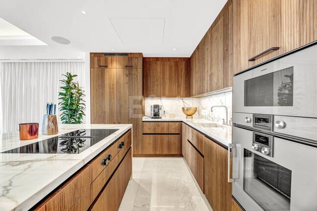 Spektakuläre moderne Wohnung in La Quinta mit Meerblick in sehr exklusiver Gemeinschaft