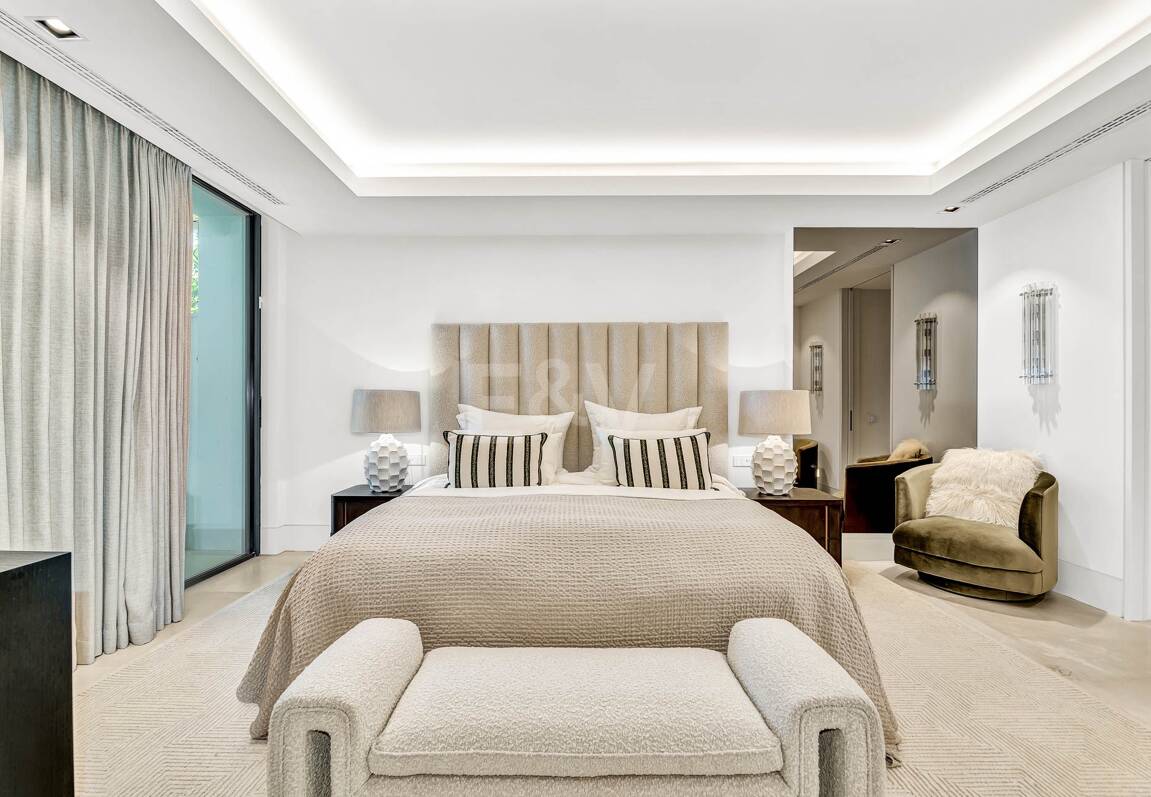 Spektakuläre moderne Wohnung in La Quinta mit Meerblick in sehr exklusiver Gemeinschaft