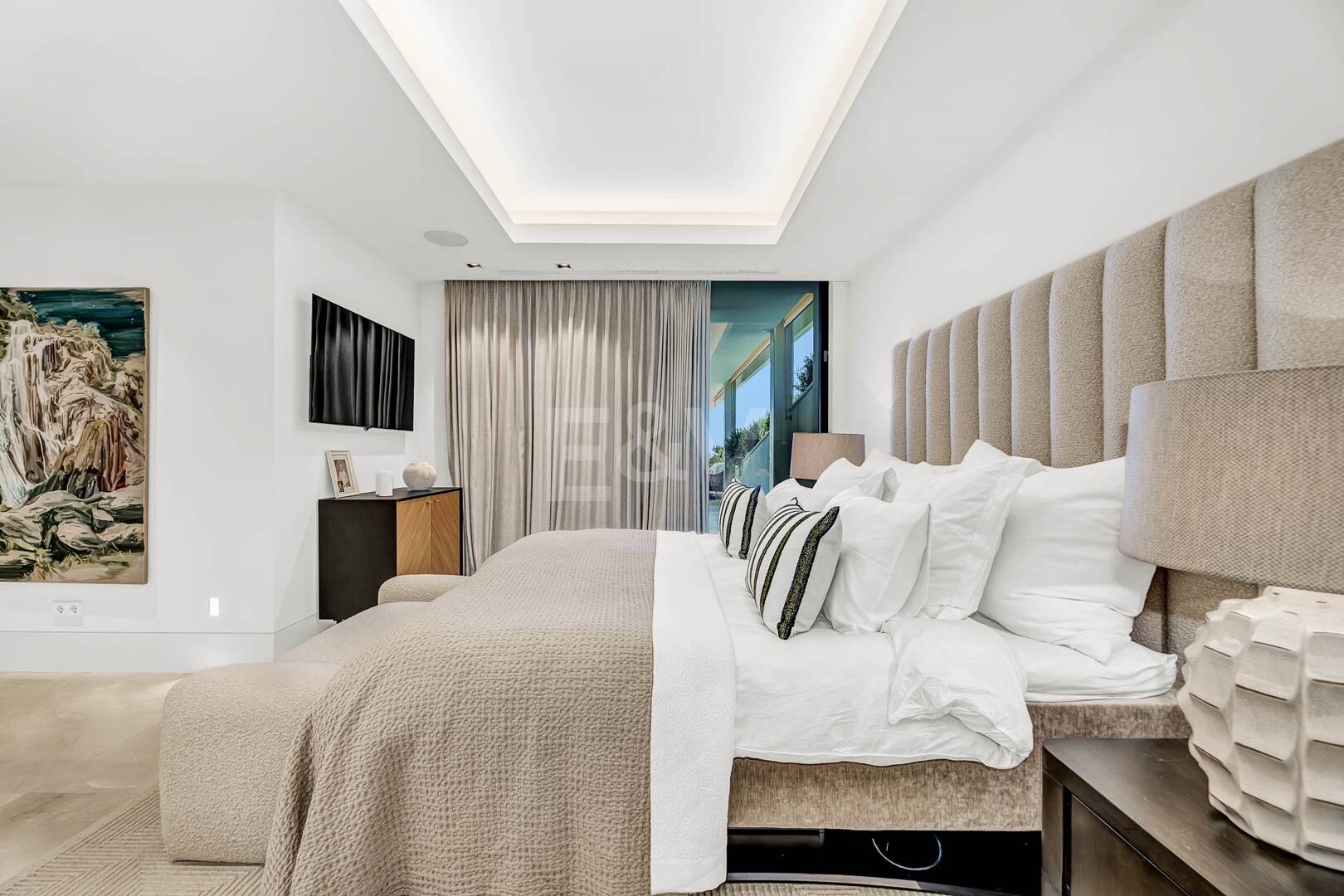 Spektakuläre moderne Wohnung in La Quinta mit Meerblick in sehr exklusiver Gemeinschaft