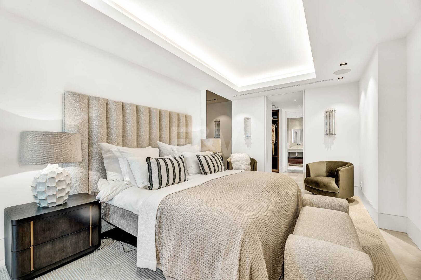 Spektakuläre moderne Wohnung in La Quinta mit Meerblick in sehr exklusiver Gemeinschaft