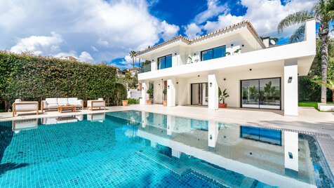 Exquisite Modern Villa in Elviria, Marbella