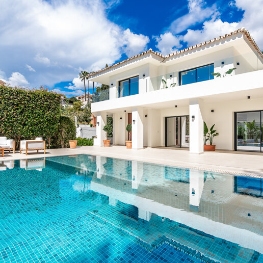 Utsökt modern villa i Elviria, Marbella