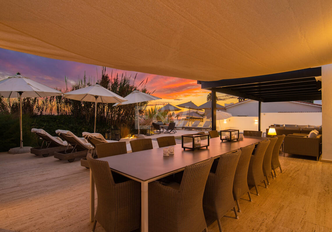 Contemporary Frontline Beach Villa in Las Chapas Playa