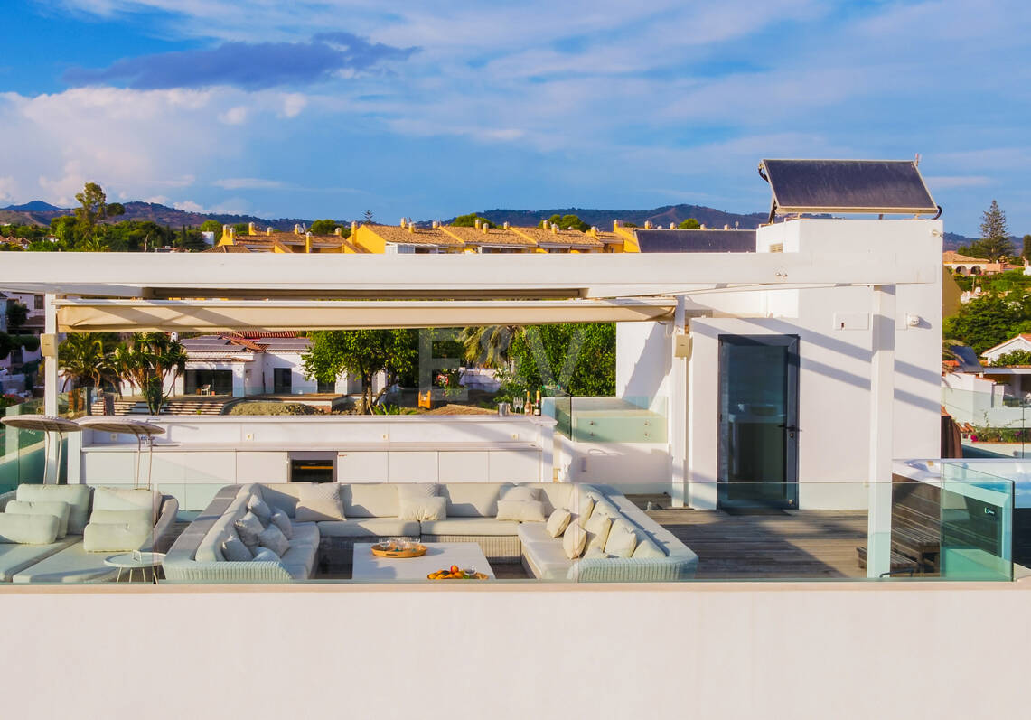 Contemporary Frontline Beach Villa in Las Chapas Playa