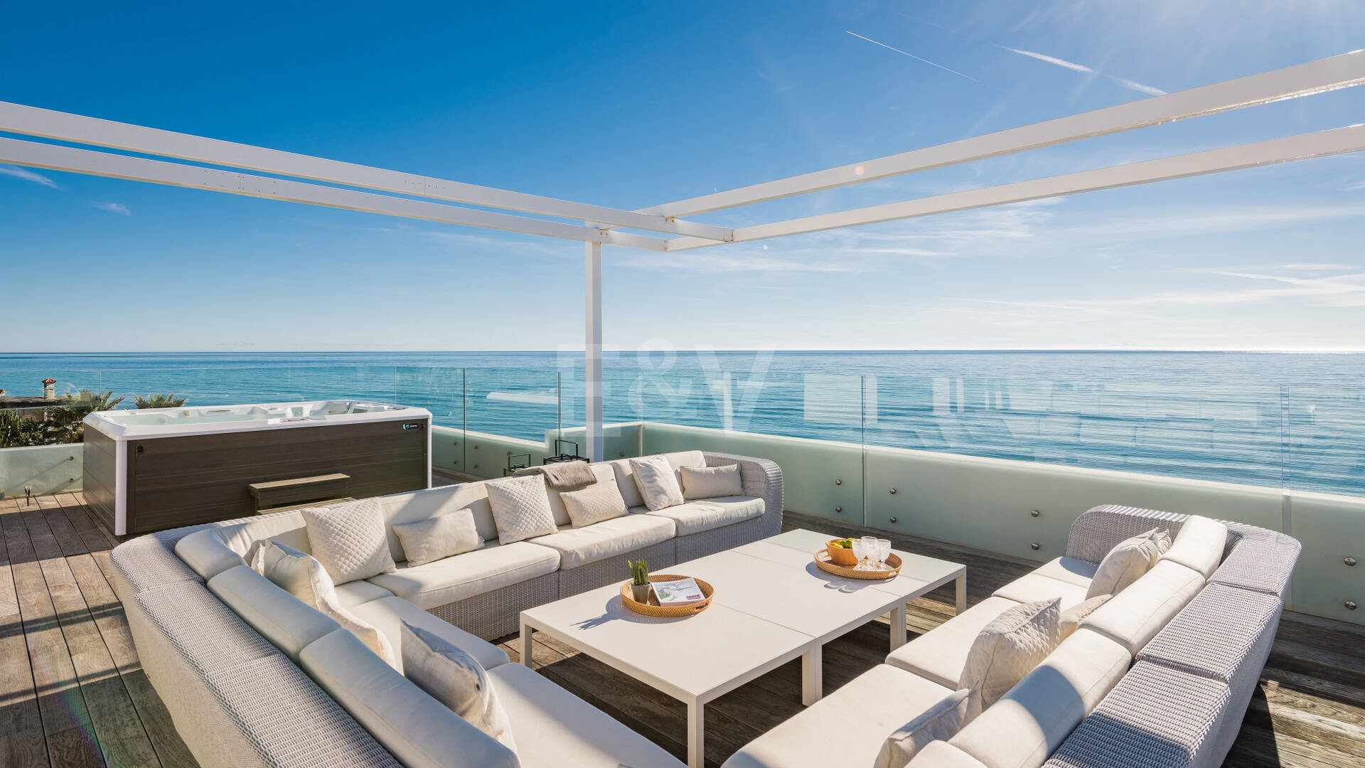 Contemporary Frontline Beach Villa in Las Chapas Playa