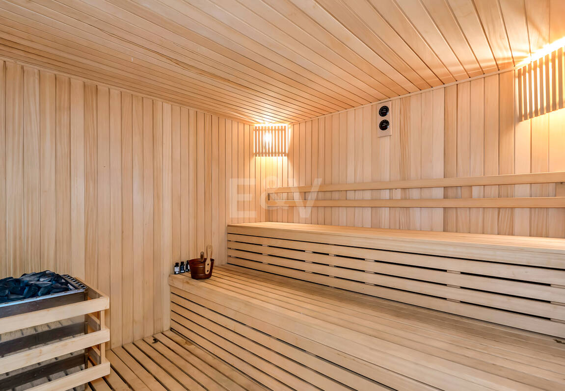 Erstlinie Guadalmina Strandseite Strandvilla in einem der renommiertesten Gebiete von Marbella