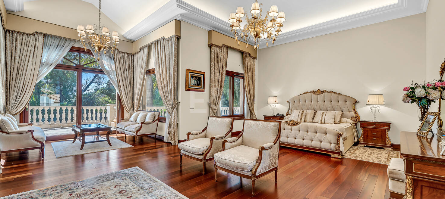 Superbe villa de style andalou à Guadalmina Baja, Marbella