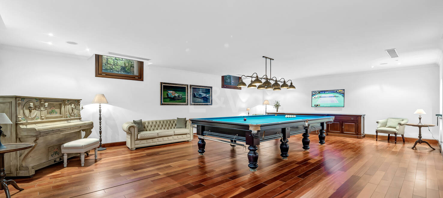 Superbe villa de style andalou à Guadalmina Baja, Marbella
