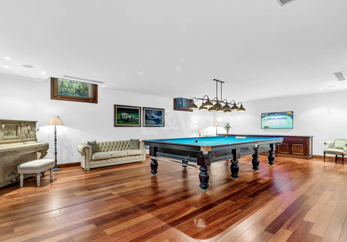 Superbe villa de style andalou à Guadalmina Baja, Marbella