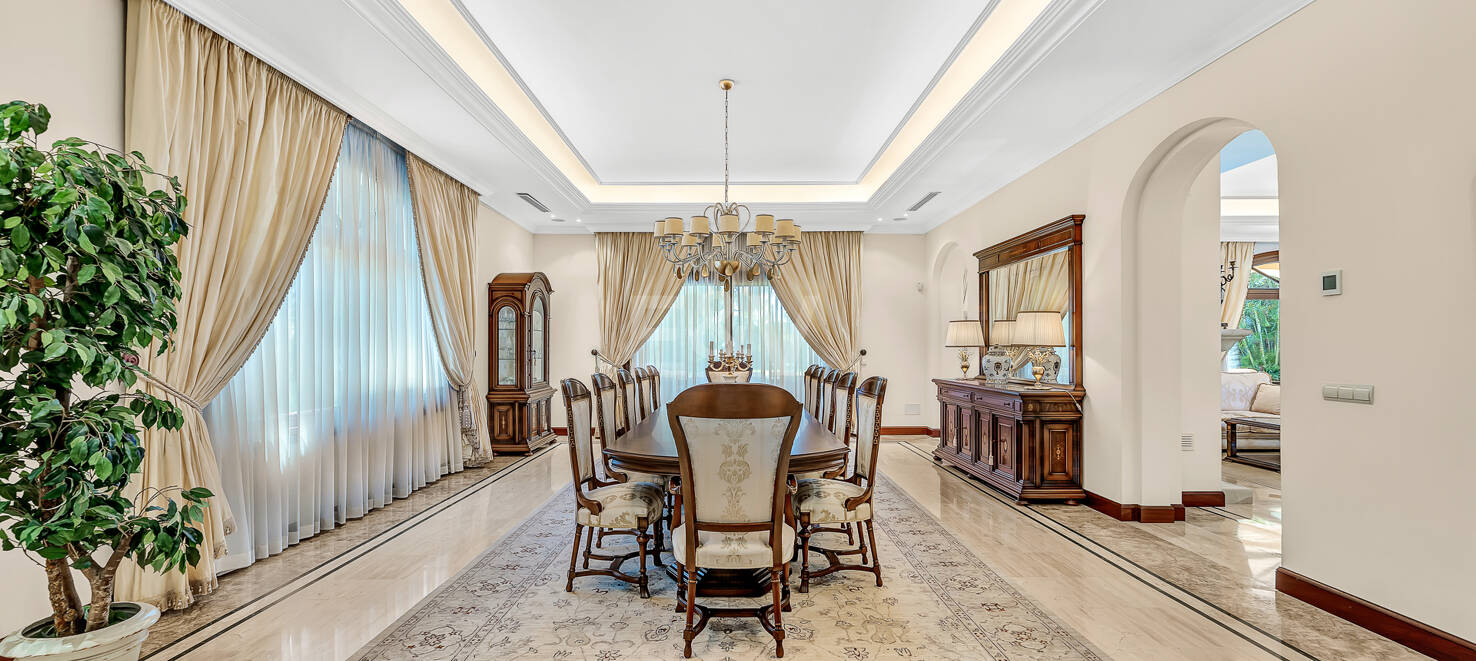 Superbe villa de style andalou à Guadalmina Baja, Marbella