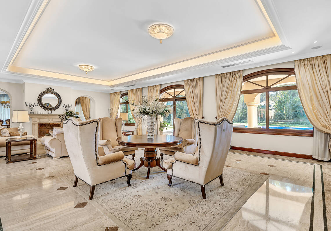Superbe villa de style andalou à Guadalmina Baja, Marbella