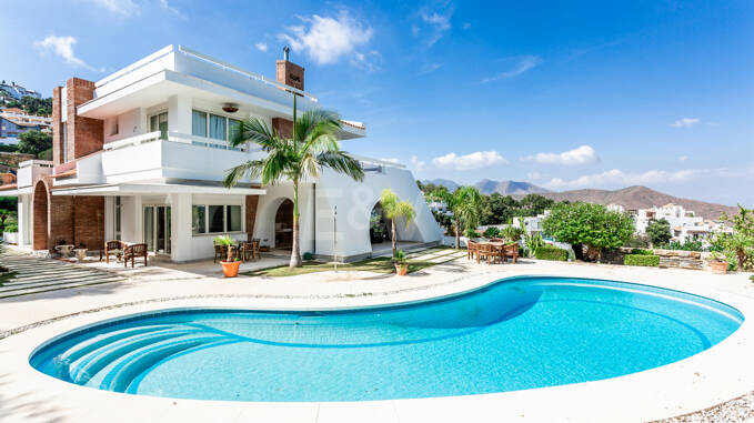 Spektakuläre Villa in La Mairena