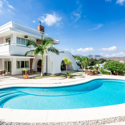Exceptionell villa i La Mairena, Marbella East