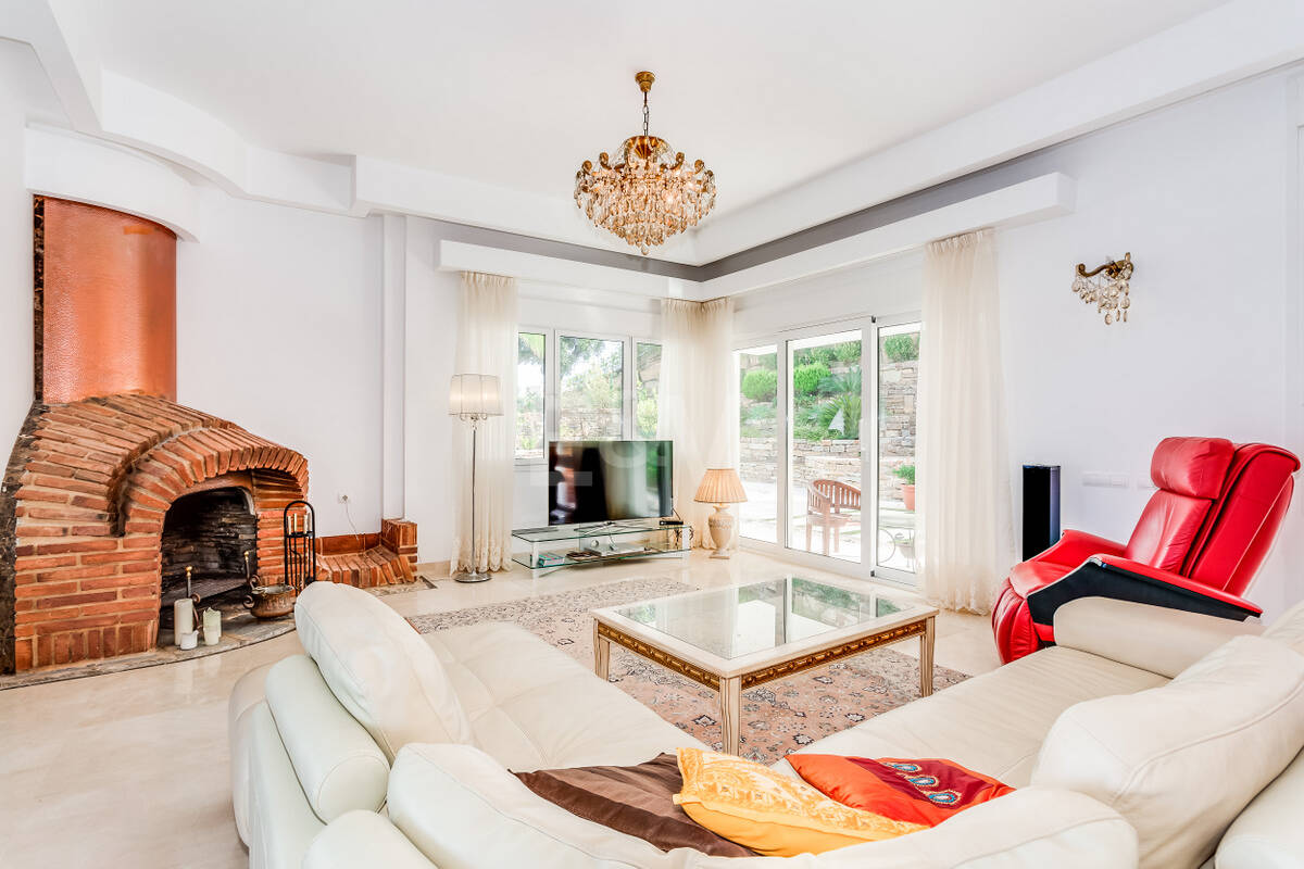 Exceptionell villa i La Mairena, Marbella East