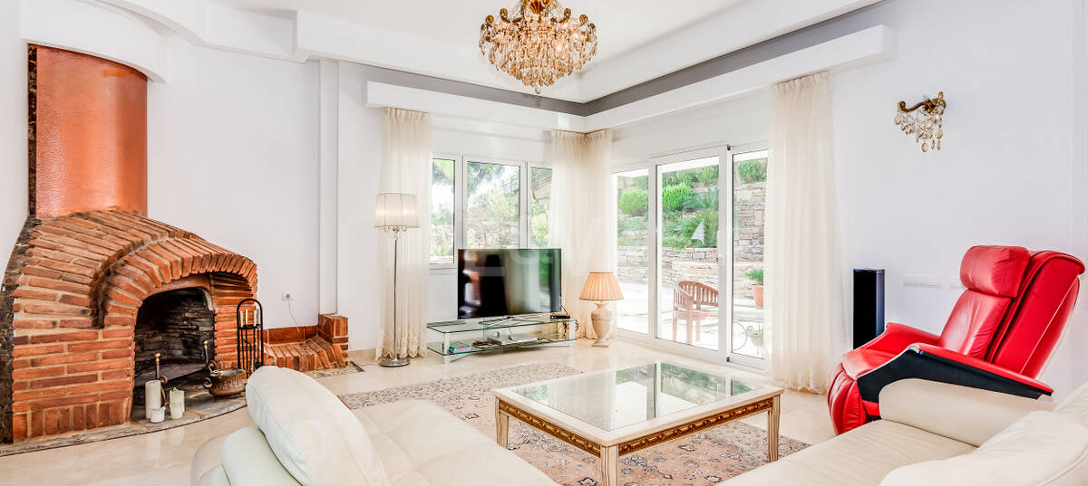 Exceptionell villa i La Mairena, Marbella East