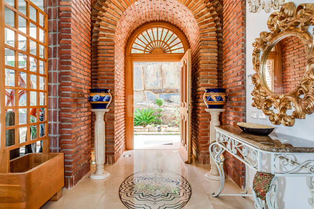 Villa exceptionnelle à La Mairena, Marbella Est