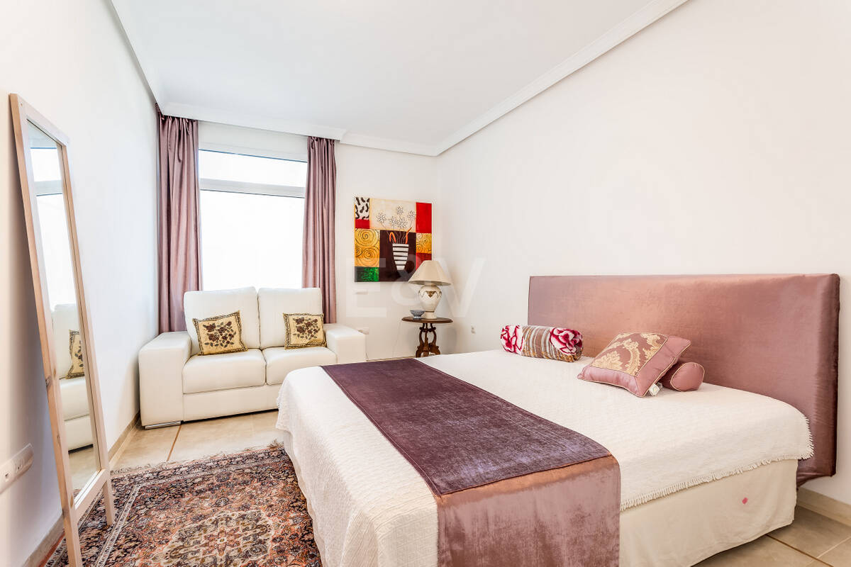 Exceptionell villa i La Mairena, Marbella East