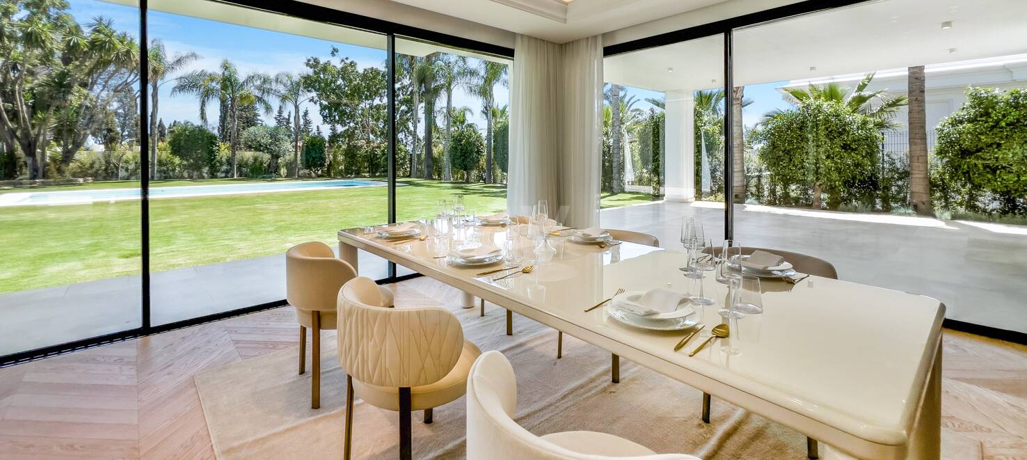 Asombrosa villa contemporánea con vistas al mar Mediterráneo en La Milla de Oro