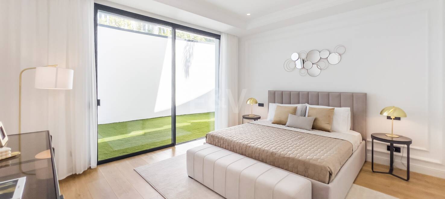 Asombrosa villa contemporánea con vistas al mar Mediterráneo en La Milla de Oro