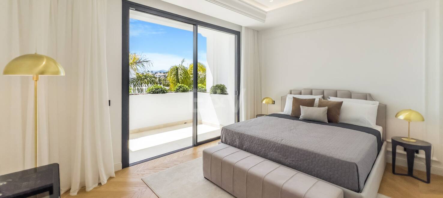 Asombrosa villa contemporánea con vistas al mar Mediterráneo en La Milla de Oro