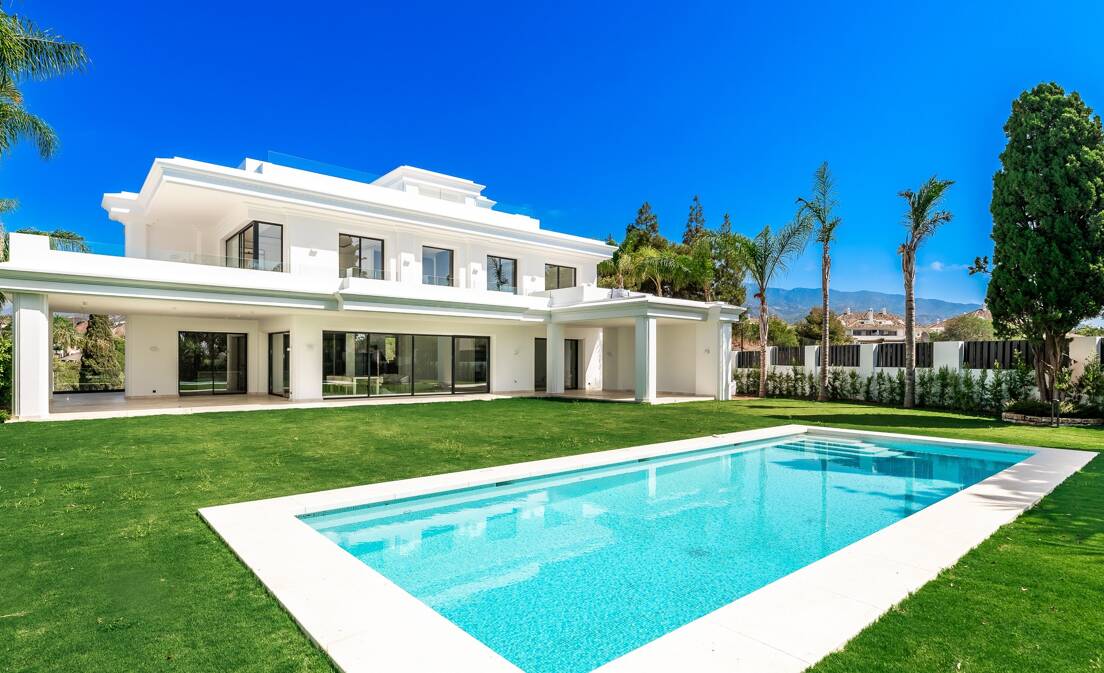 Presentamos una colección de 4 exquisitas villas independientes, mezcla de elegancia y sofisticación, enclavadas en el estimado enclave urbano de...