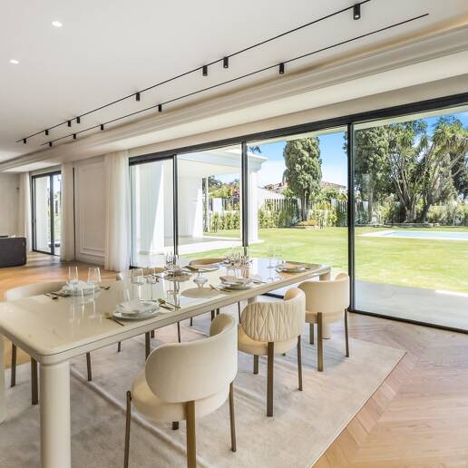 Asombrosa villa contemporánea con vistas al mar Mediterráneo en La Milla de Oro