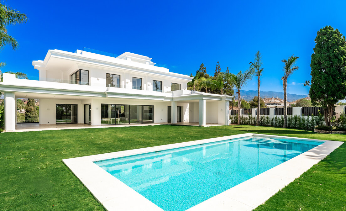 Encantadora villa andaluza con impresionantes vistas al mar Mediterráneo cerca de la Mezquita Real