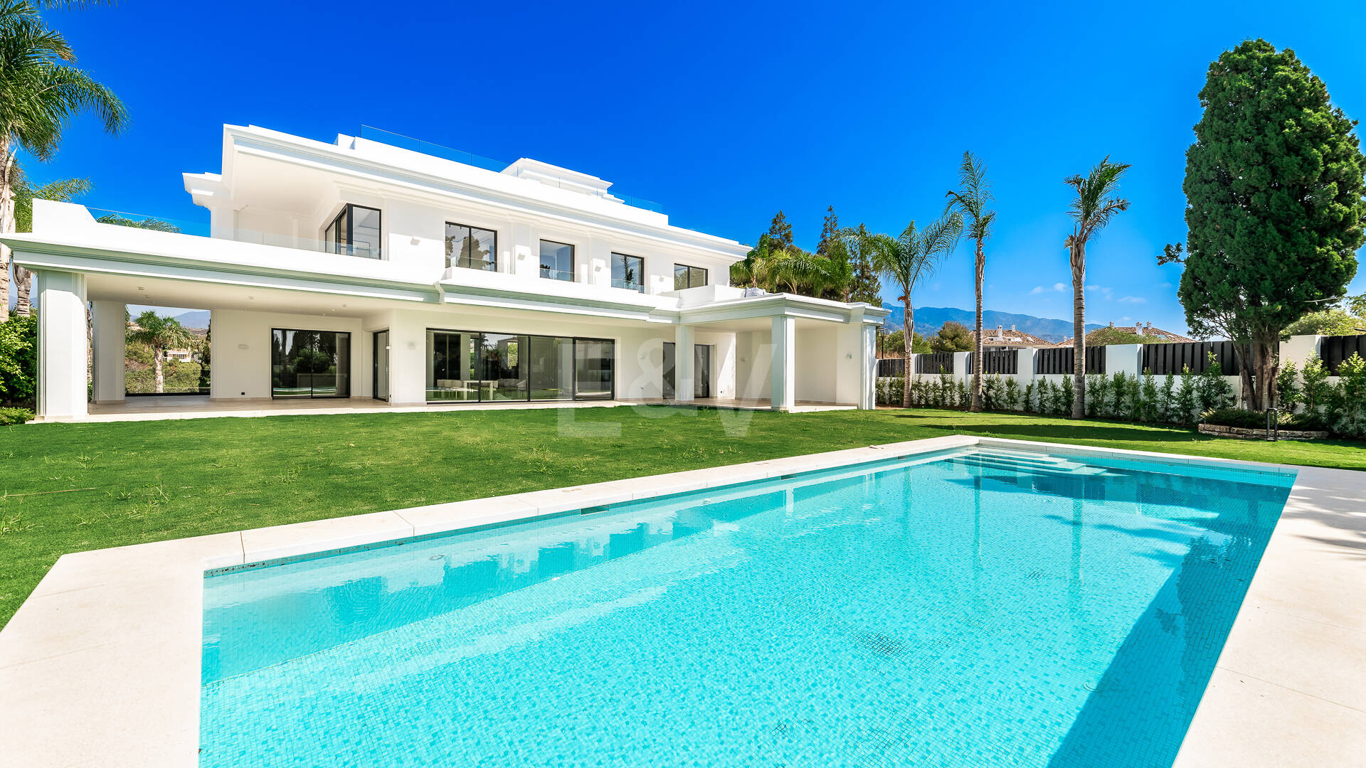 Encantadora villa andaluza con impresionantes vistas al mar Mediterráneo cerca de la Mezquita Real