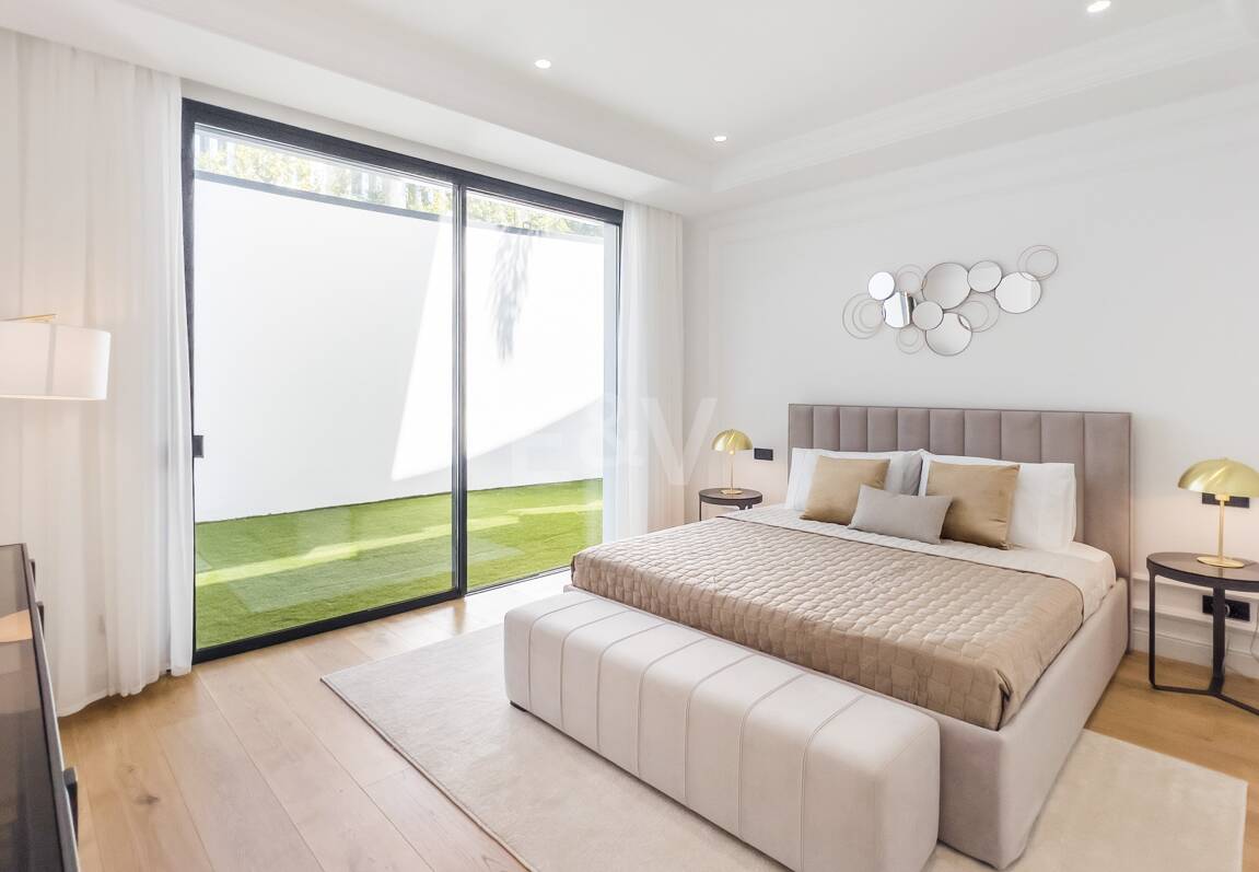 Encantadora villa andaluza con impresionantes vistas al mar Mediterráneo cerca de la Mezquita Real