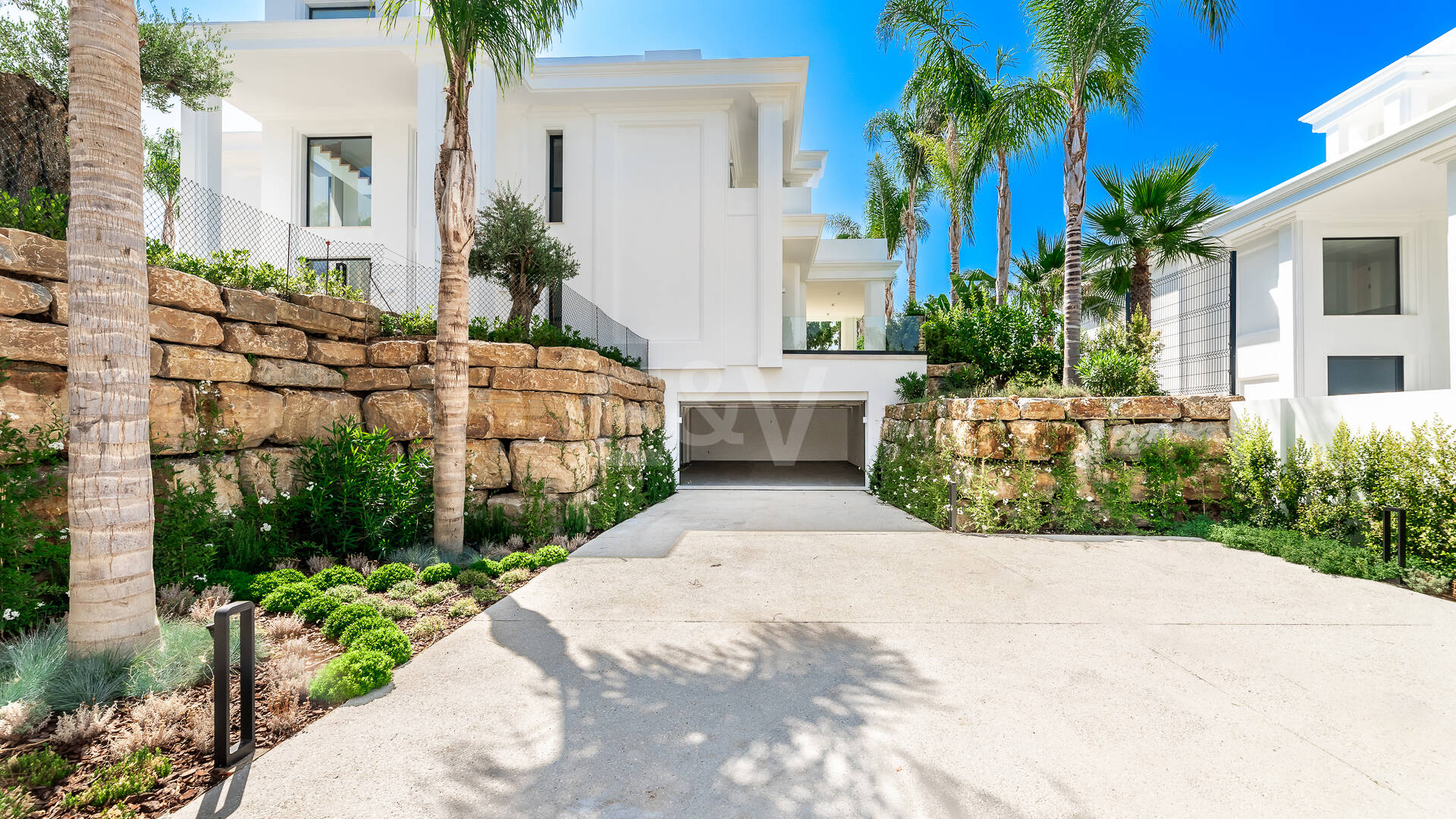 Encantadora villa andaluza con impresionantes vistas al mar Mediterráneo cerca de la Mezquita Real