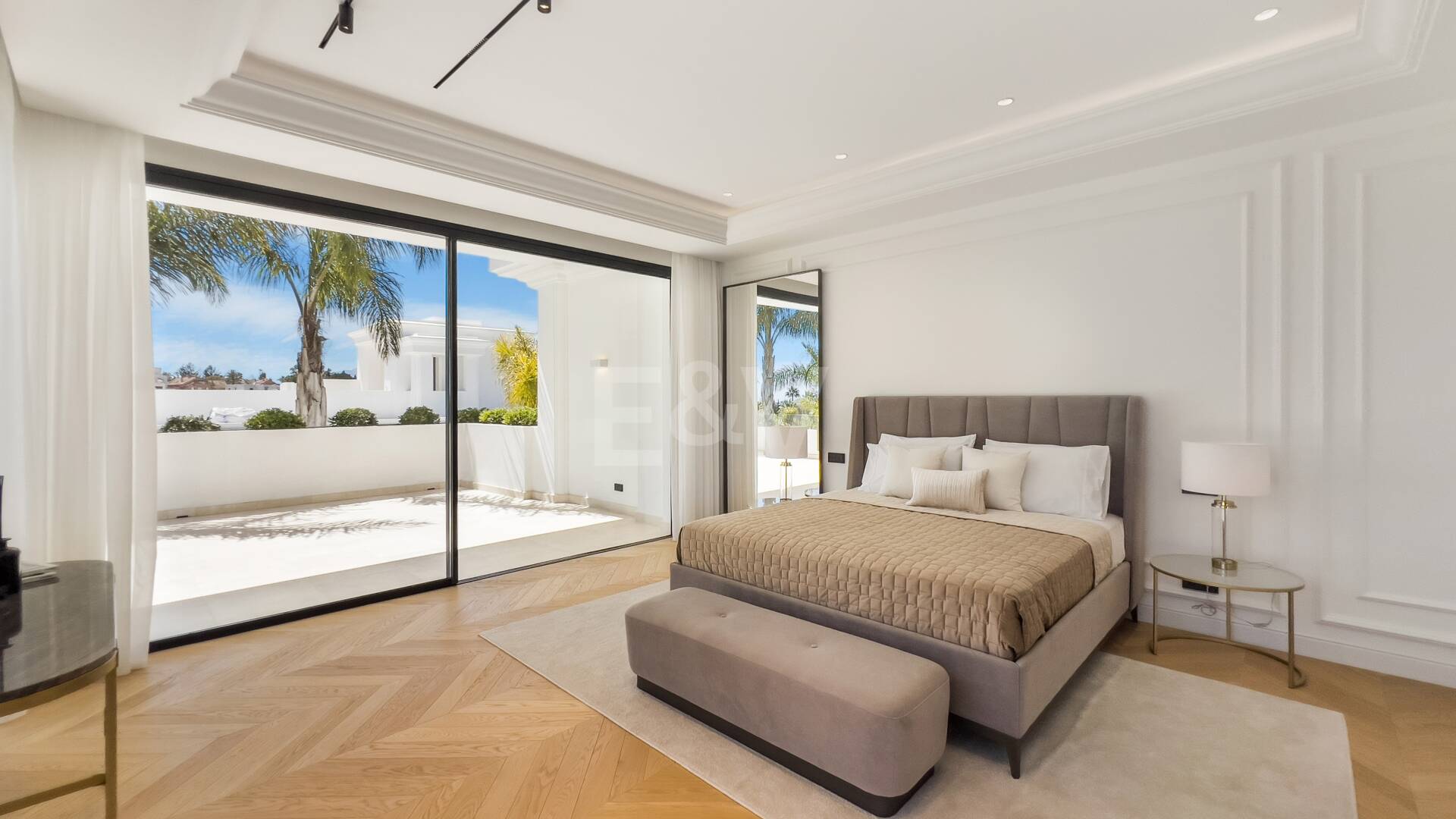 Encantadora villa andaluza con impresionantes vistas al mar Mediterráneo cerca de la Mezquita Real