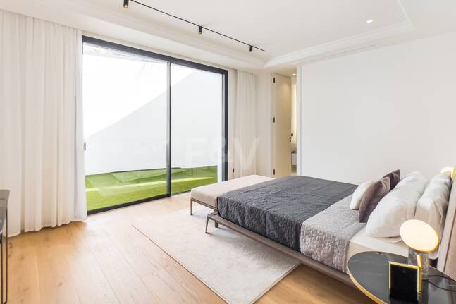 Encantadora villa andaluza con impresionantes vistas al mar Mediterráneo cerca de la Mezquita Real