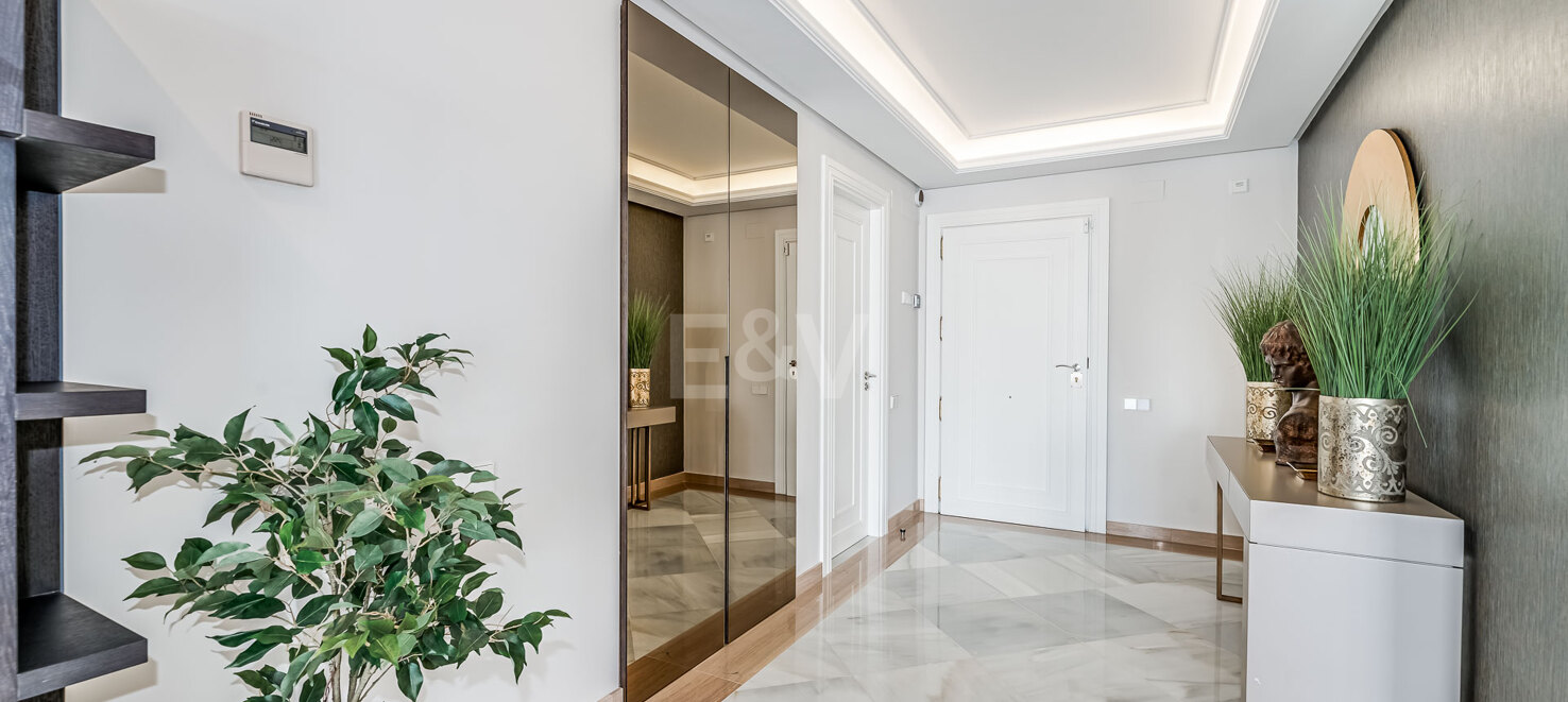 Exclusive Frontline Beach Apartment in Mare Nostrum