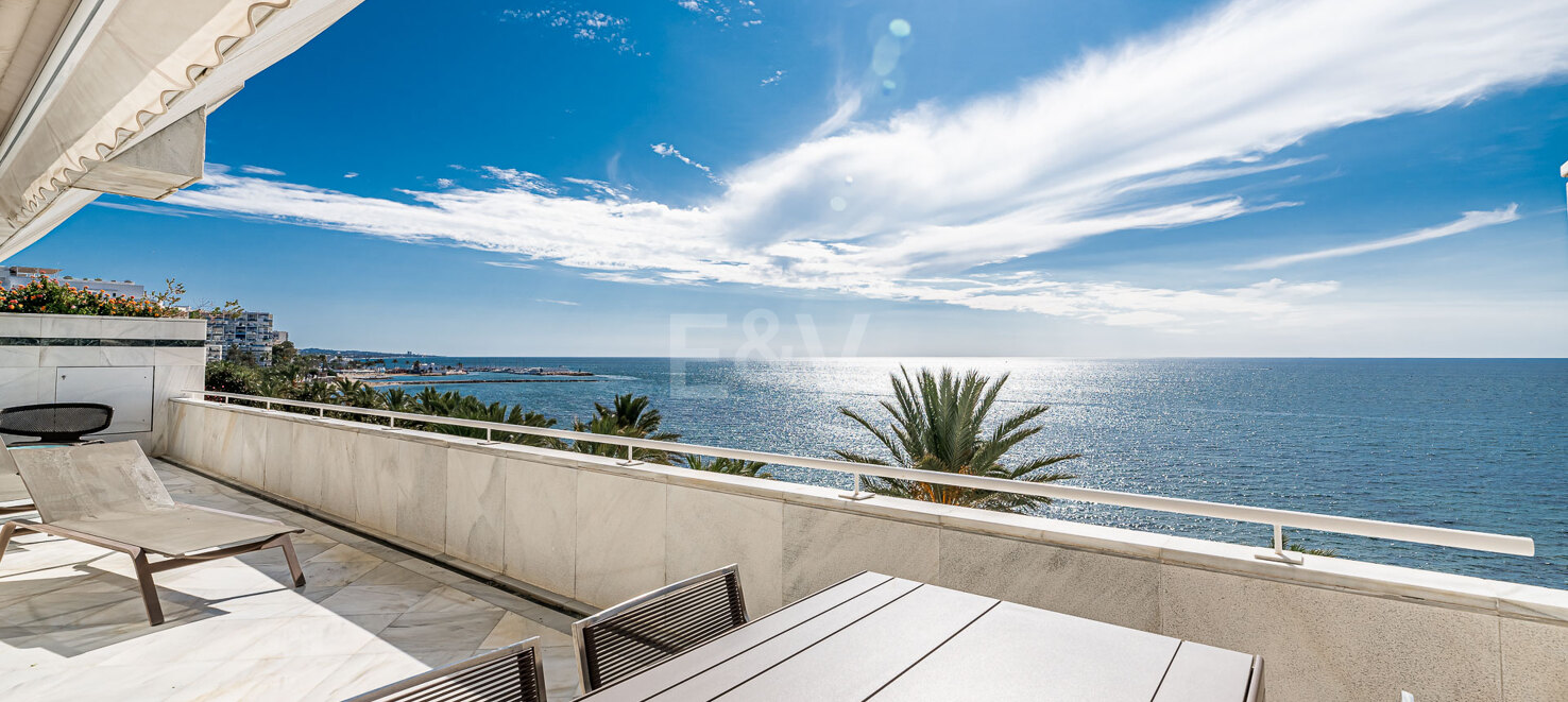 Exclusive Frontline Beach Apartment in Mare Nostrum