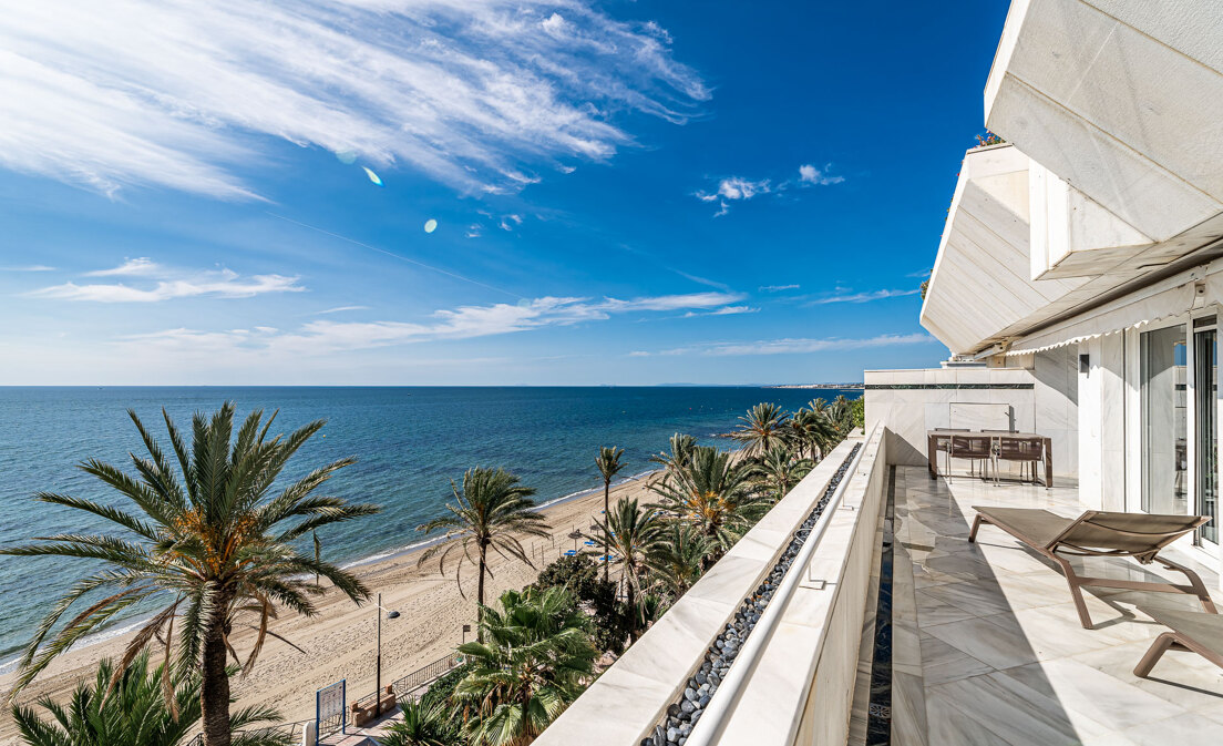 Exclusive Frontline Beach Apartment in Mare Nostrum