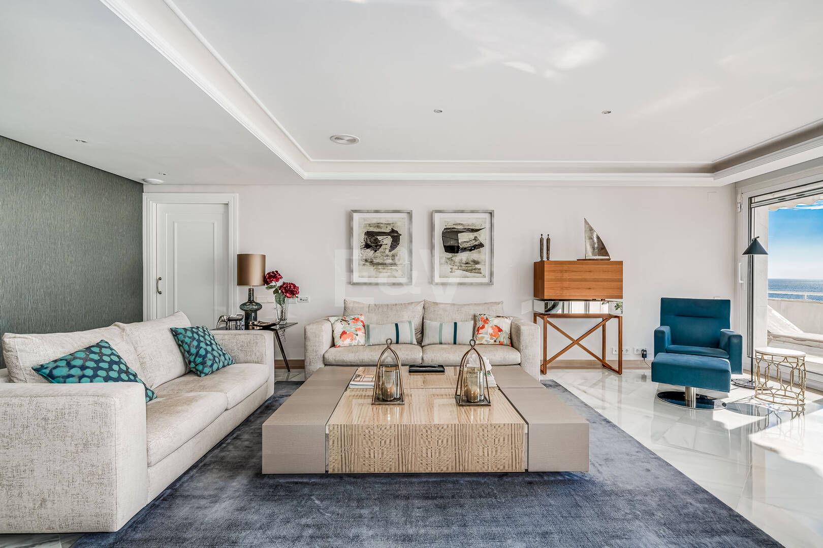 Exklusiv Frontline Beach Lägenhet i Mare Nostrum