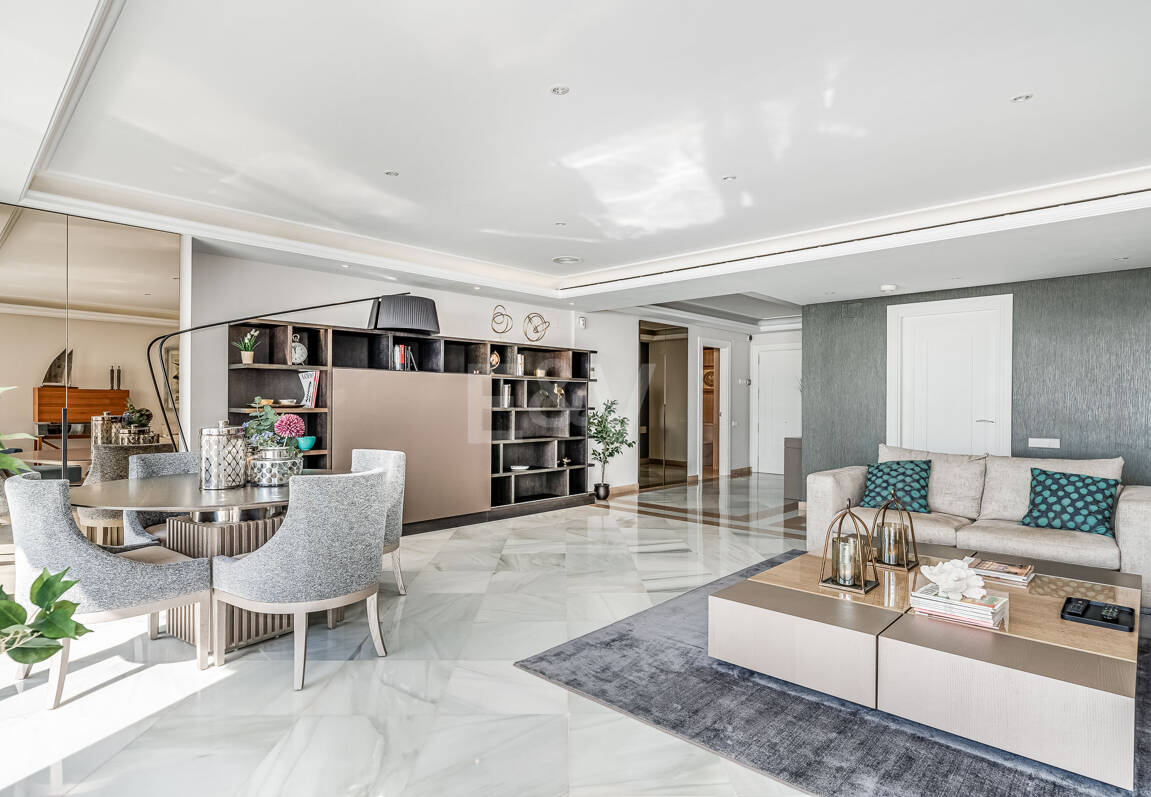 Exklusiv Frontline Beach Lägenhet i Mare Nostrum