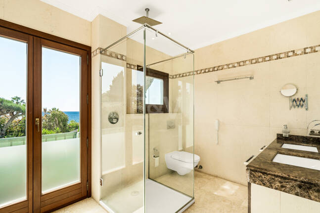 Élégante Suite Penthouse vue mer à Puente Romano avec licence touristique active
