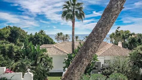 Penthouse-Suite mit Meerblick in Puente Romano Hotel