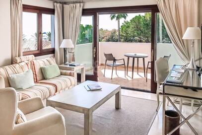 Suite penthouse avec vue sur la mer à Puente Romano