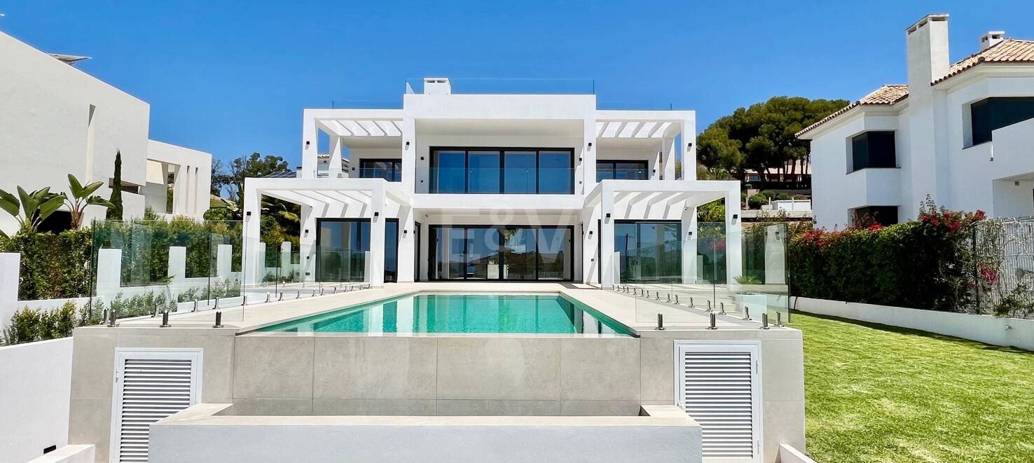 Lyx Villa i Elviria Beachside, 100m från stranden